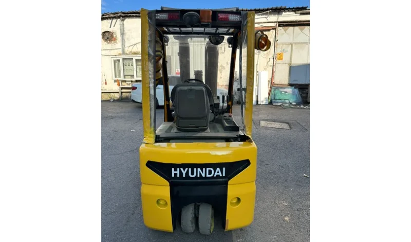 ​HYUNDAI 20BT-9 (3 TEKER) - 2 TON - AKÜLÜ FORKLİFT
